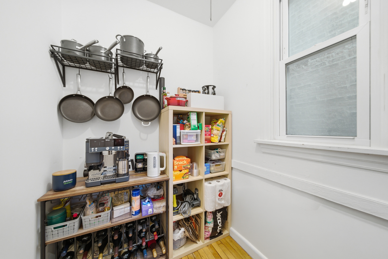 1539 W Addison Street