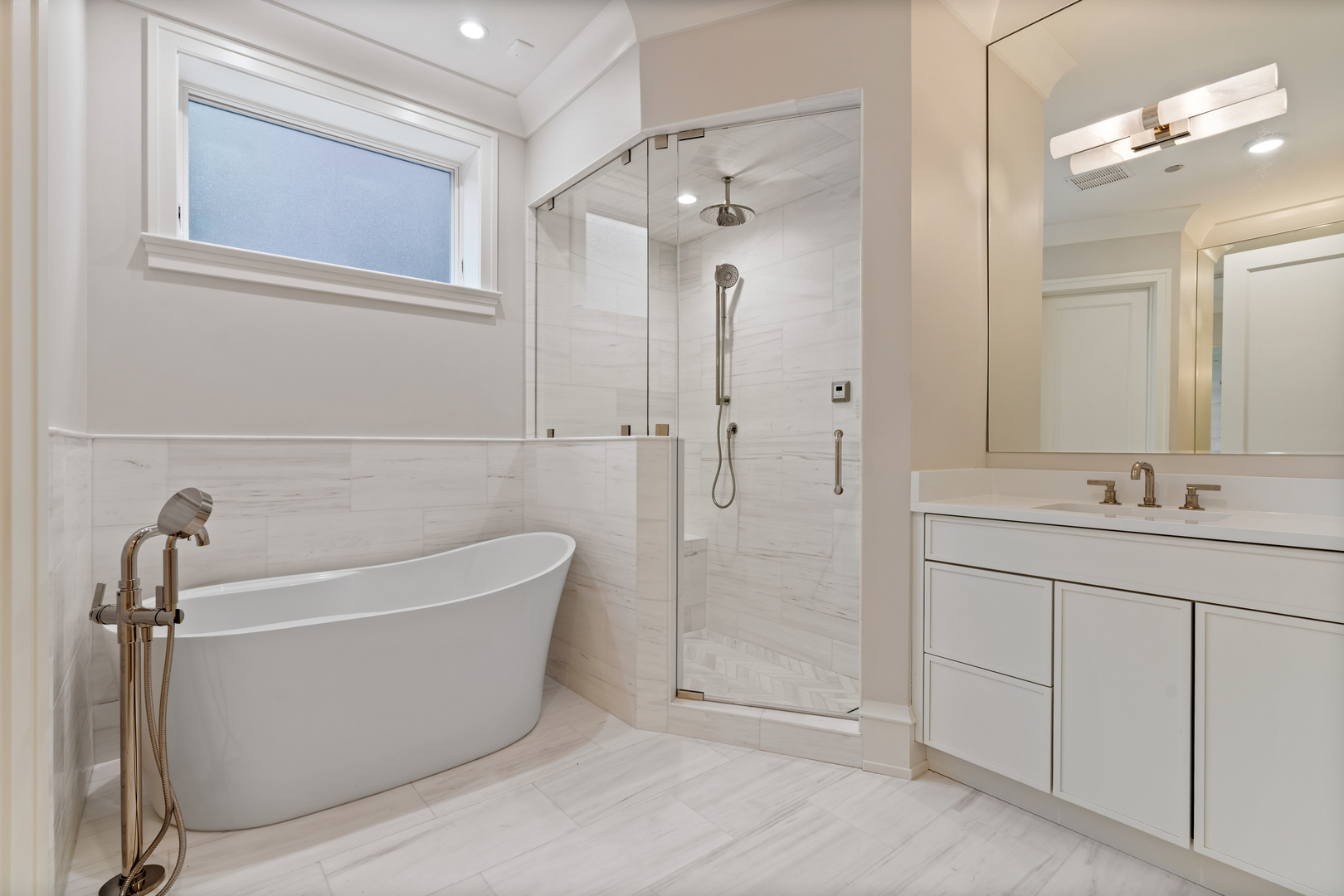 1942 N Orchard Street Unit: 1N