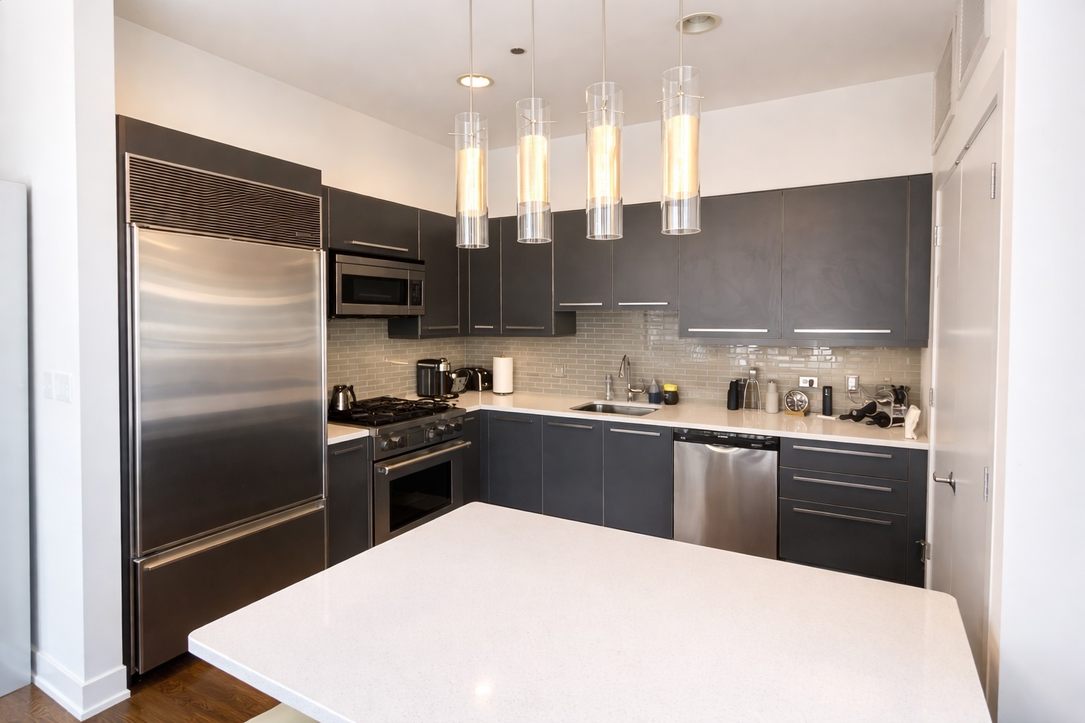 110 W SUPERIOR Street Unit: 1704