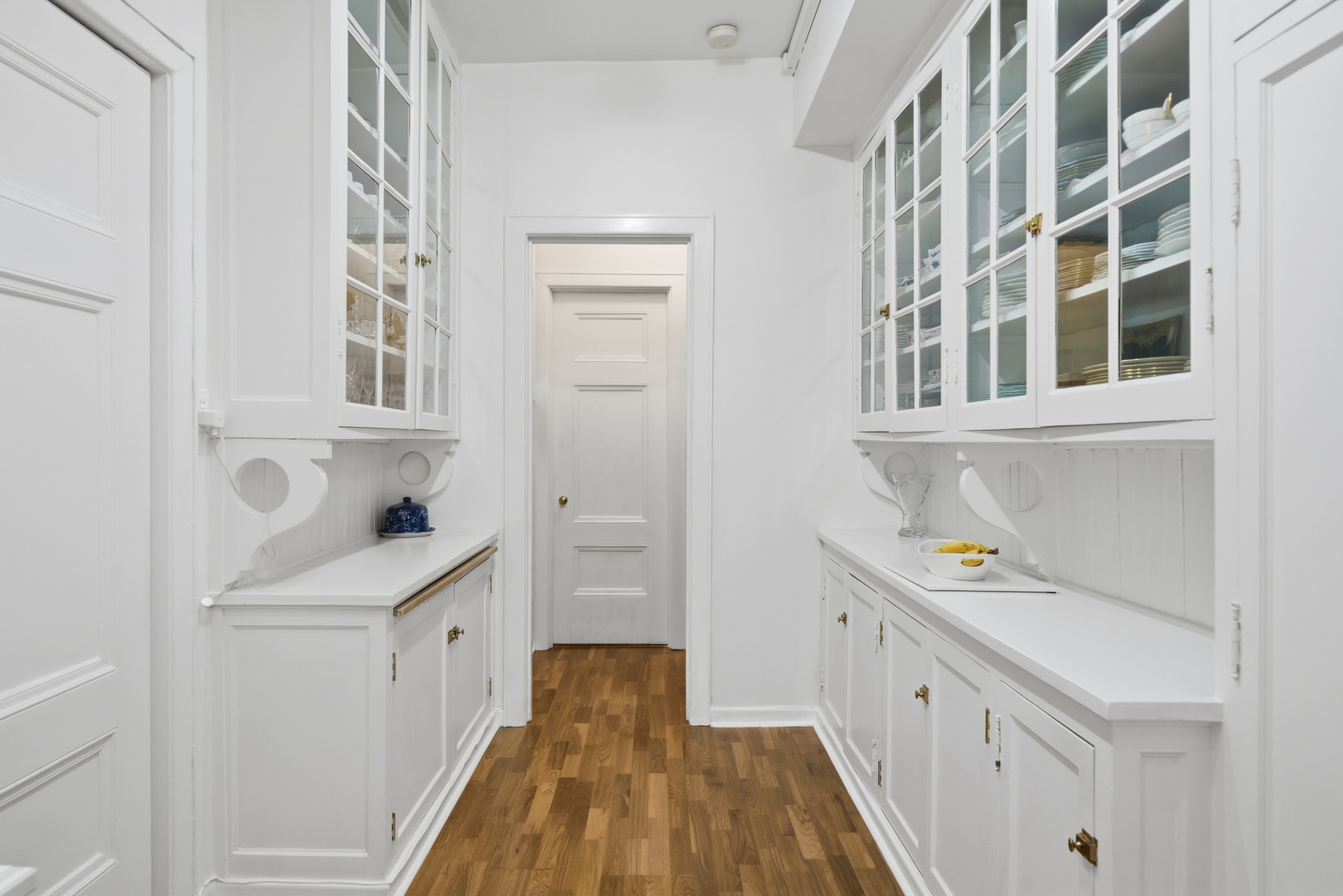 232 E Walton Place Unit: 3E