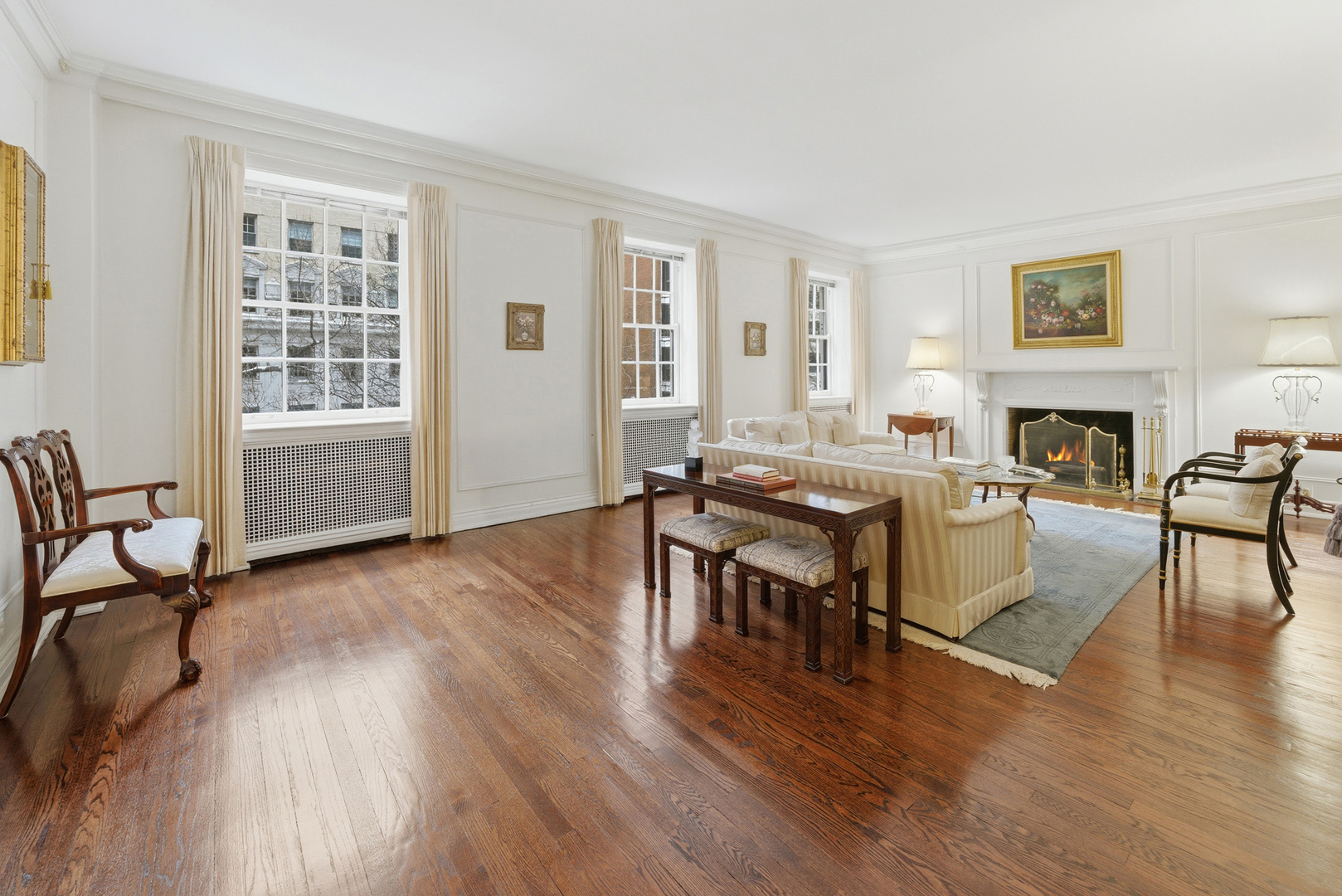 232 E Walton Place Unit: 3E