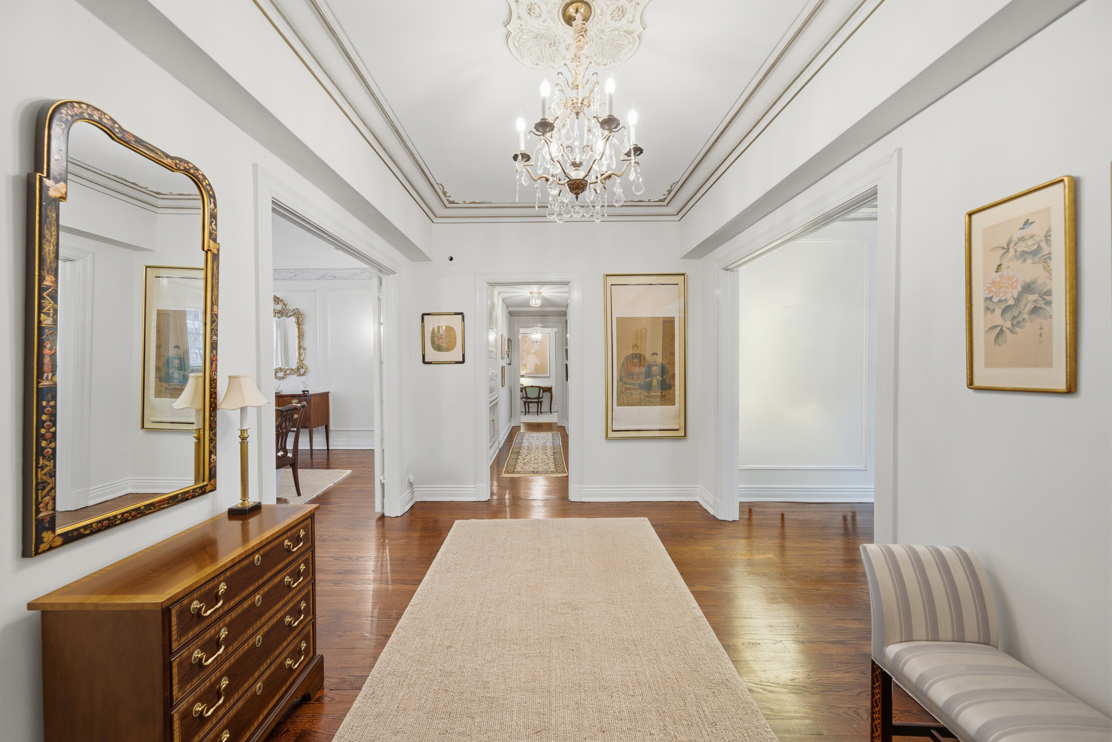 232 E Walton Place Unit: 3E
