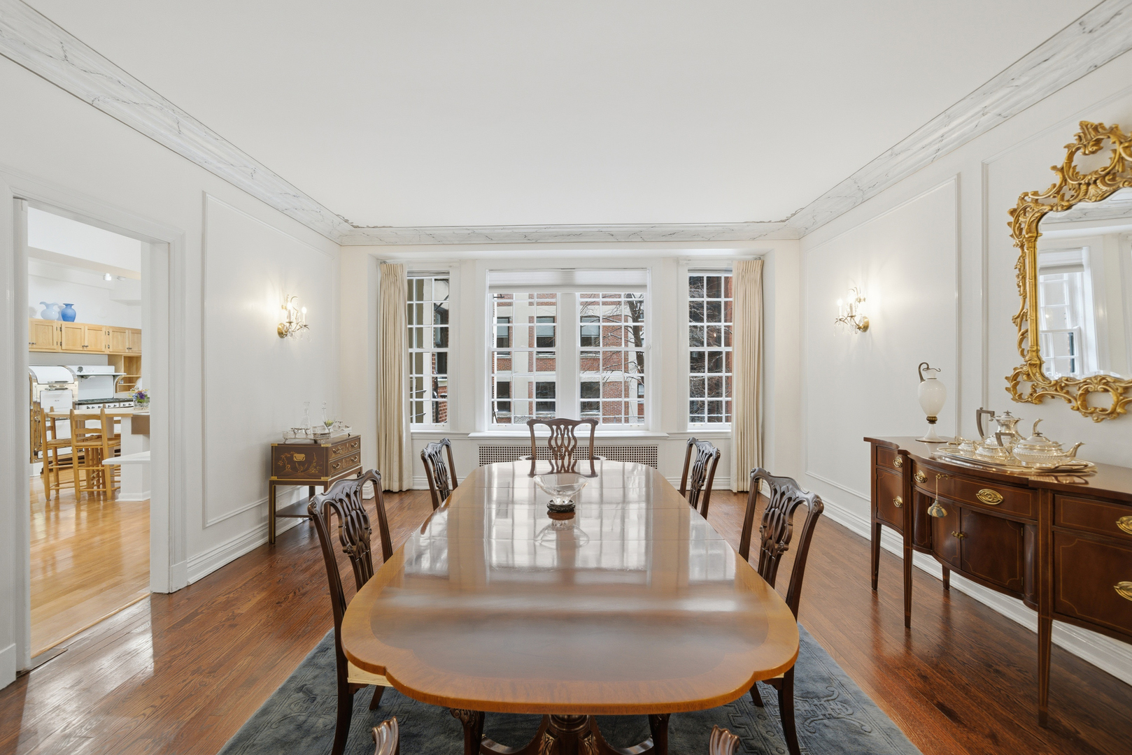 232 E Walton Place Unit: 3E