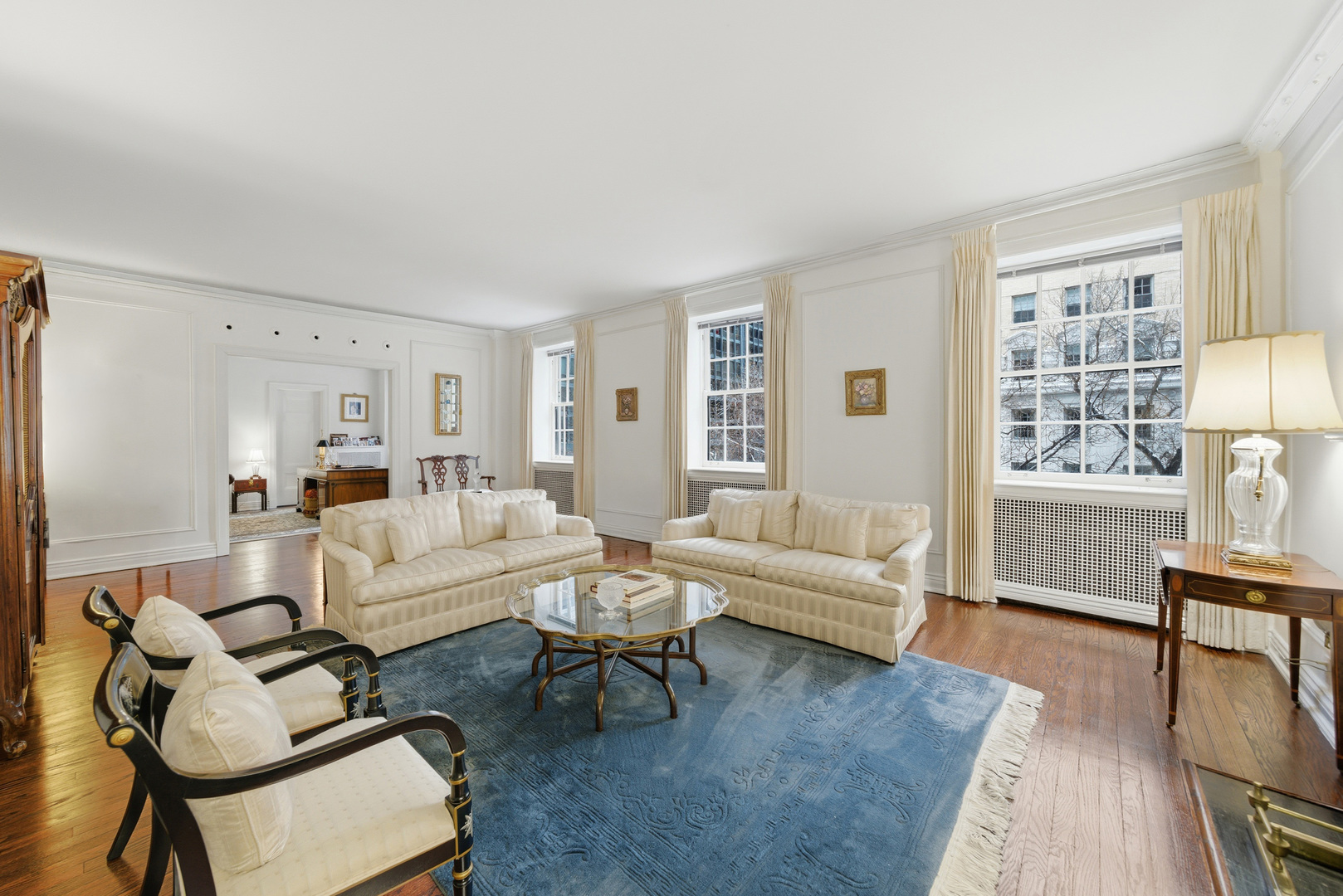 232 E Walton Place Unit: 3E