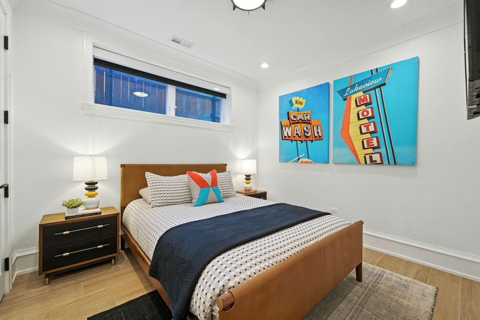 1733 N Mohawk Street Unit: 1N