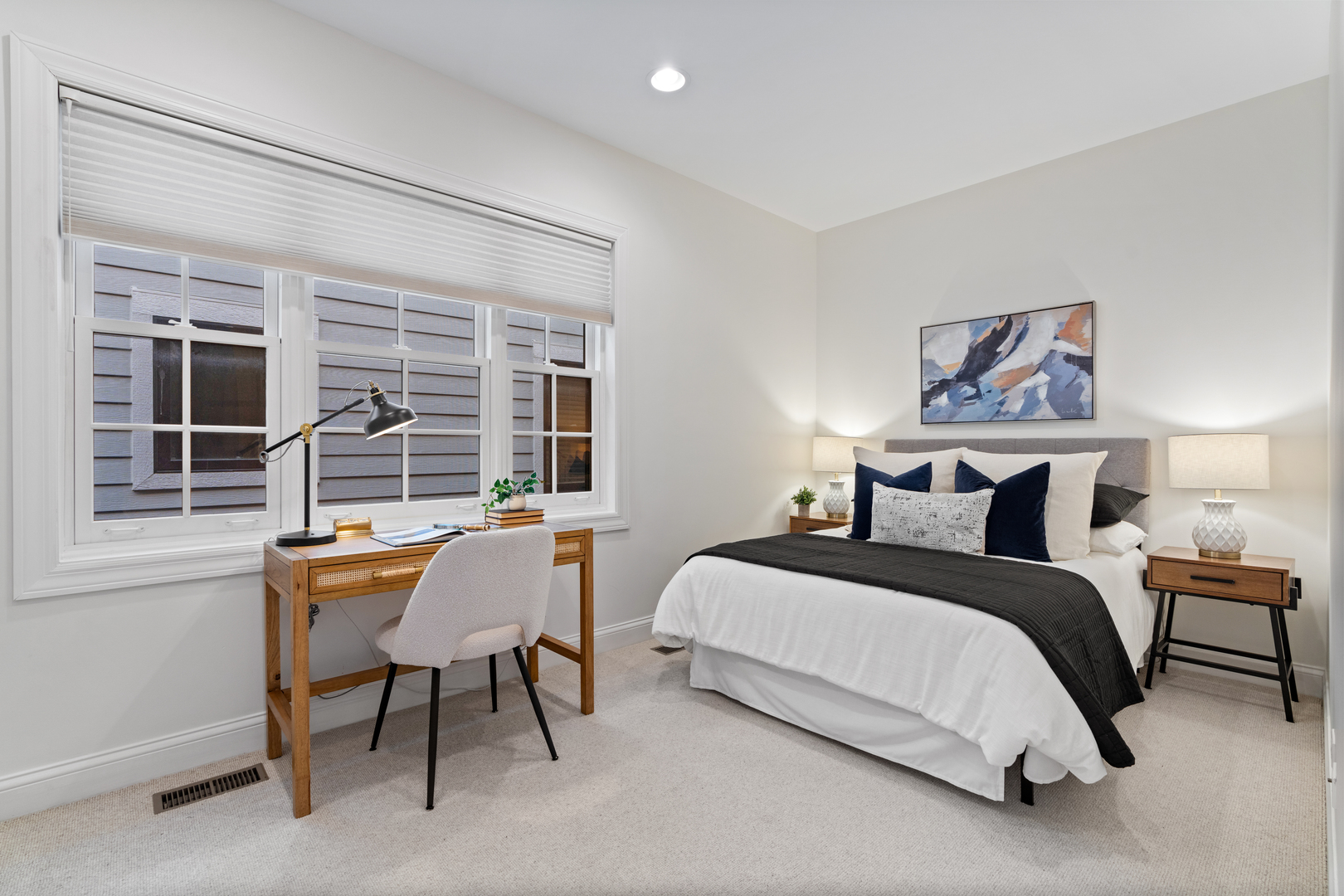 1243 W Nelson Street