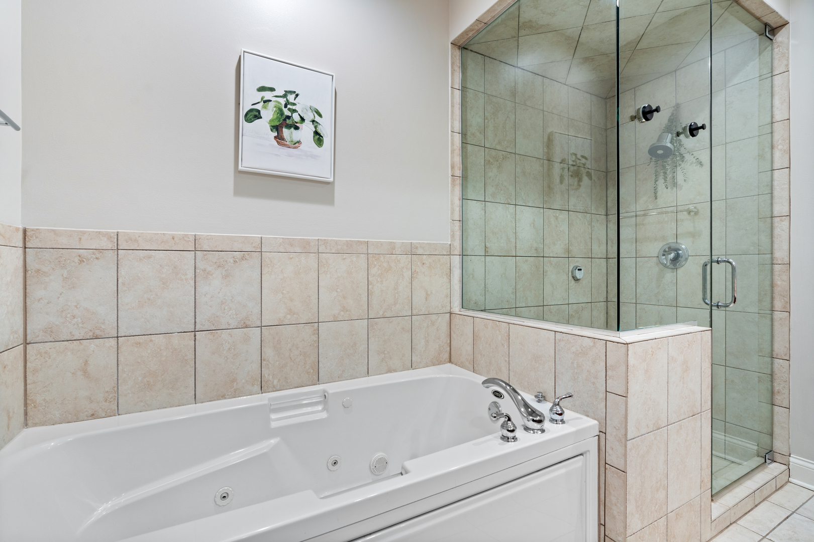 1056 W Lawrence Avenue Unit: 2C