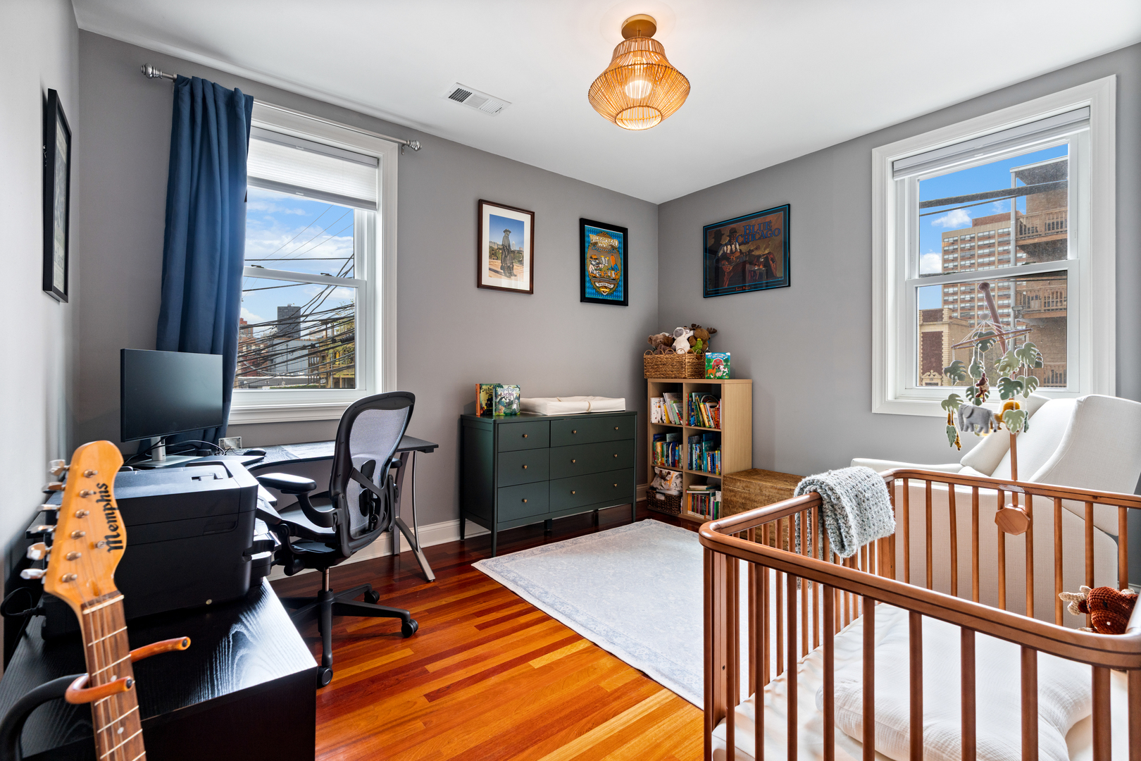 1056 W Lawrence Avenue Unit: 2C