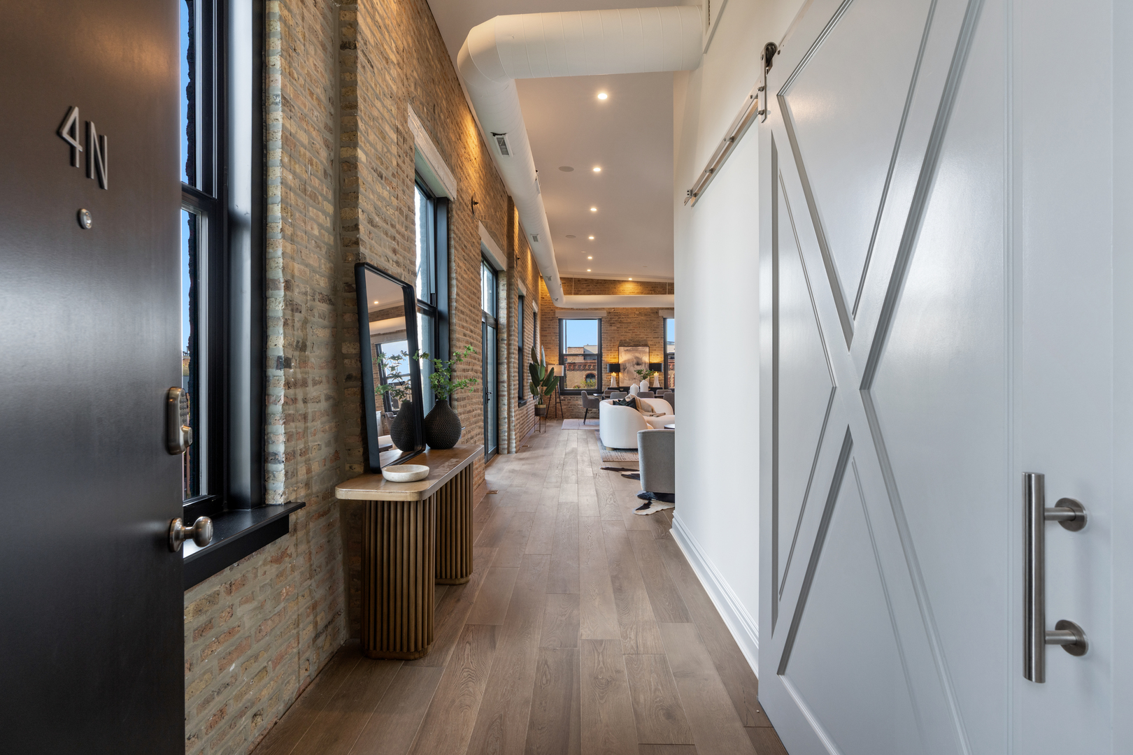 401 N Aberdeen Street Unit: 4N