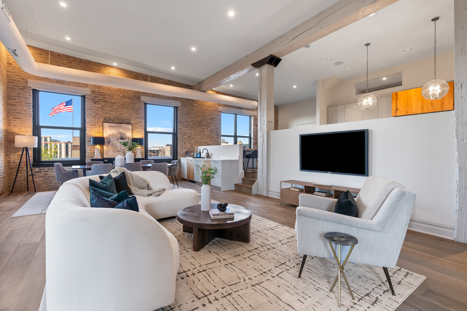 401 N Aberdeen Street Unit: 4N