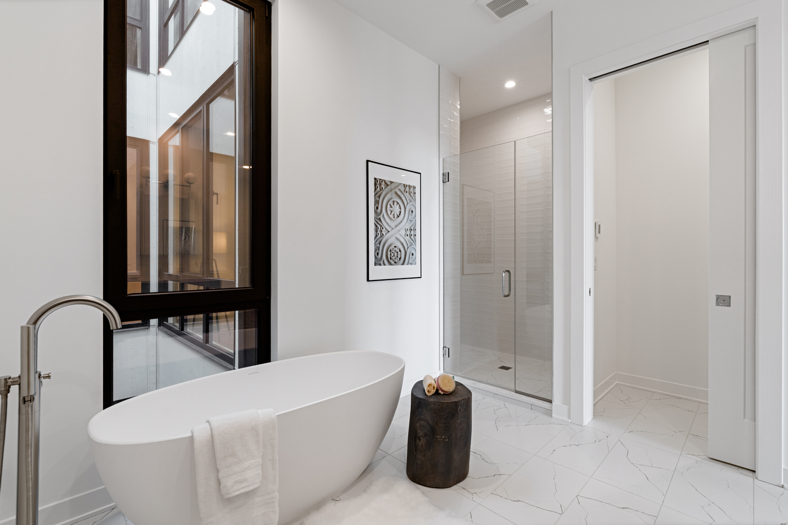 1340 W Chestnut Street Unit: 401