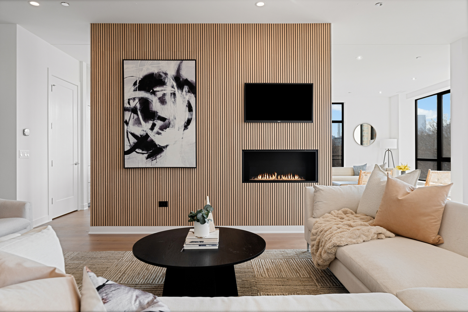 1340 W Chestnut Street Unit: 401