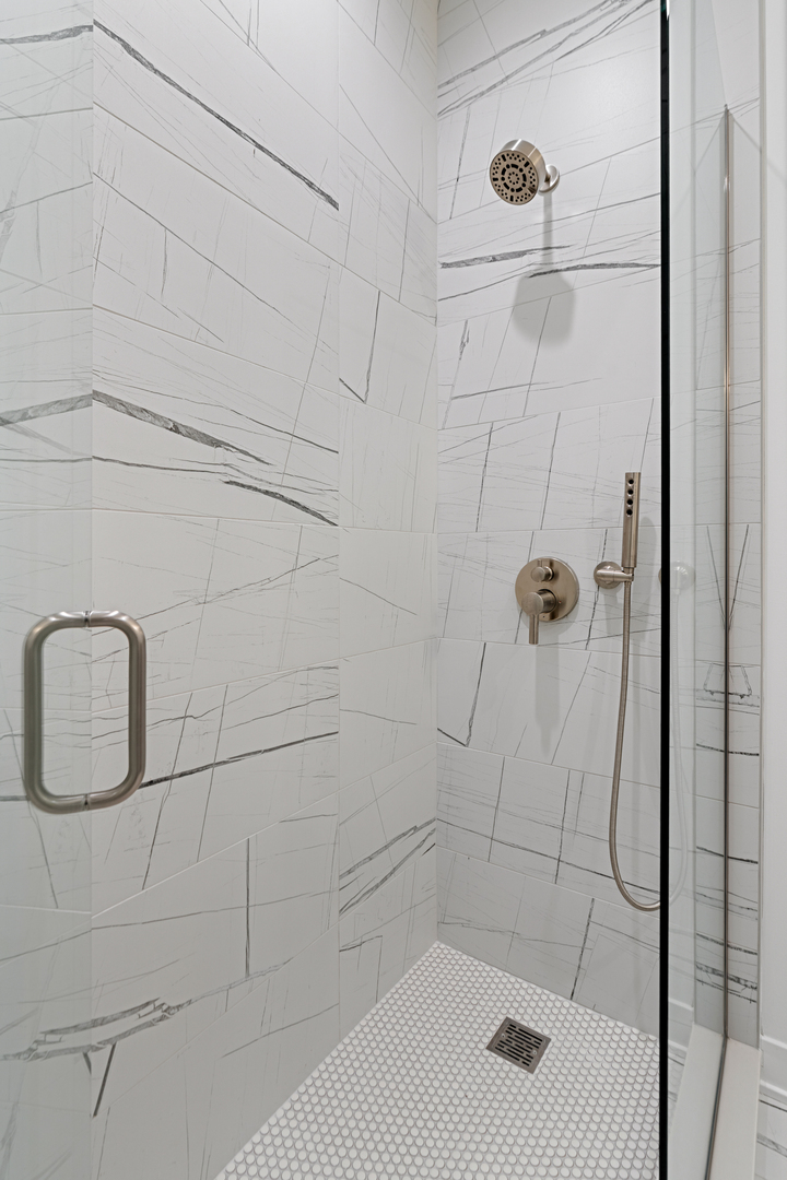 1340 W Chestnut Street Unit: 401