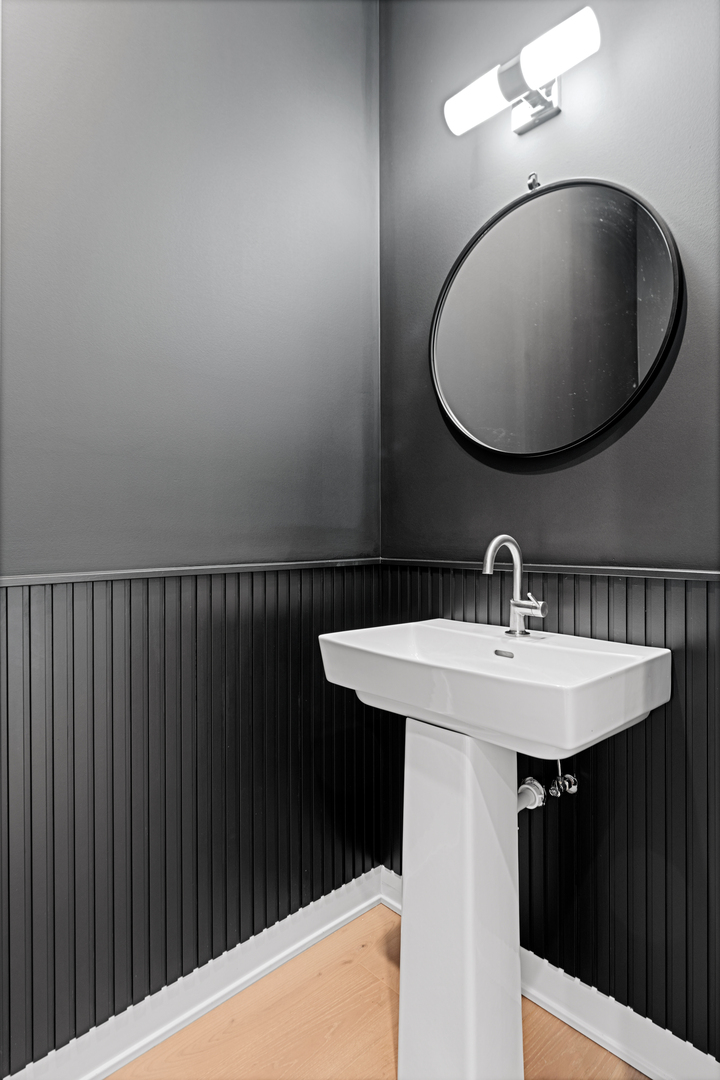 1340 W Chestnut Street Unit: 401