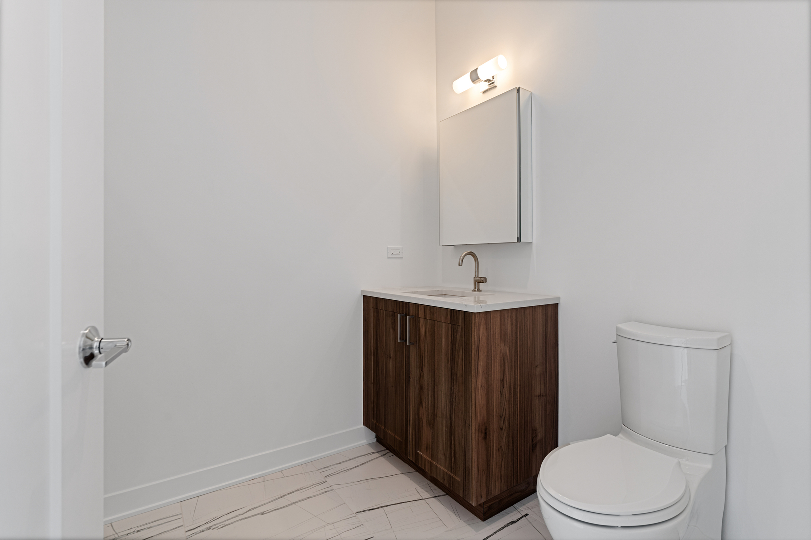 1340 W Chestnut Street Unit: 401