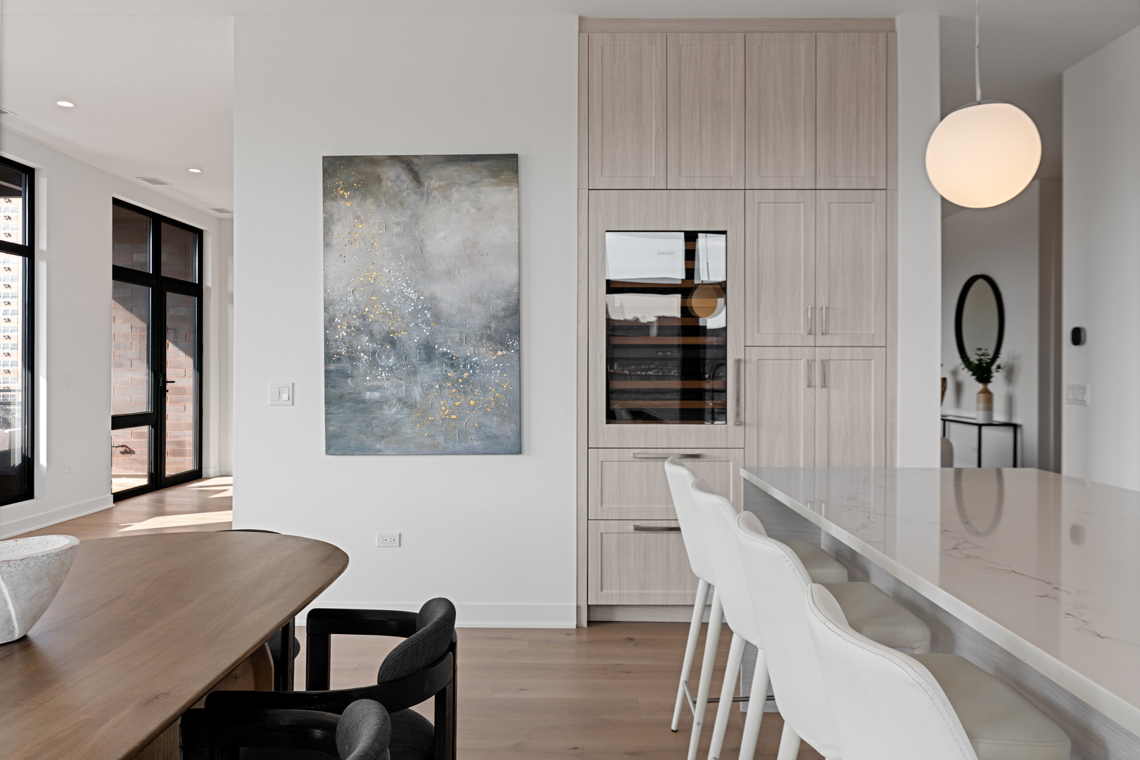 1340 W Chestnut Street Unit: 401