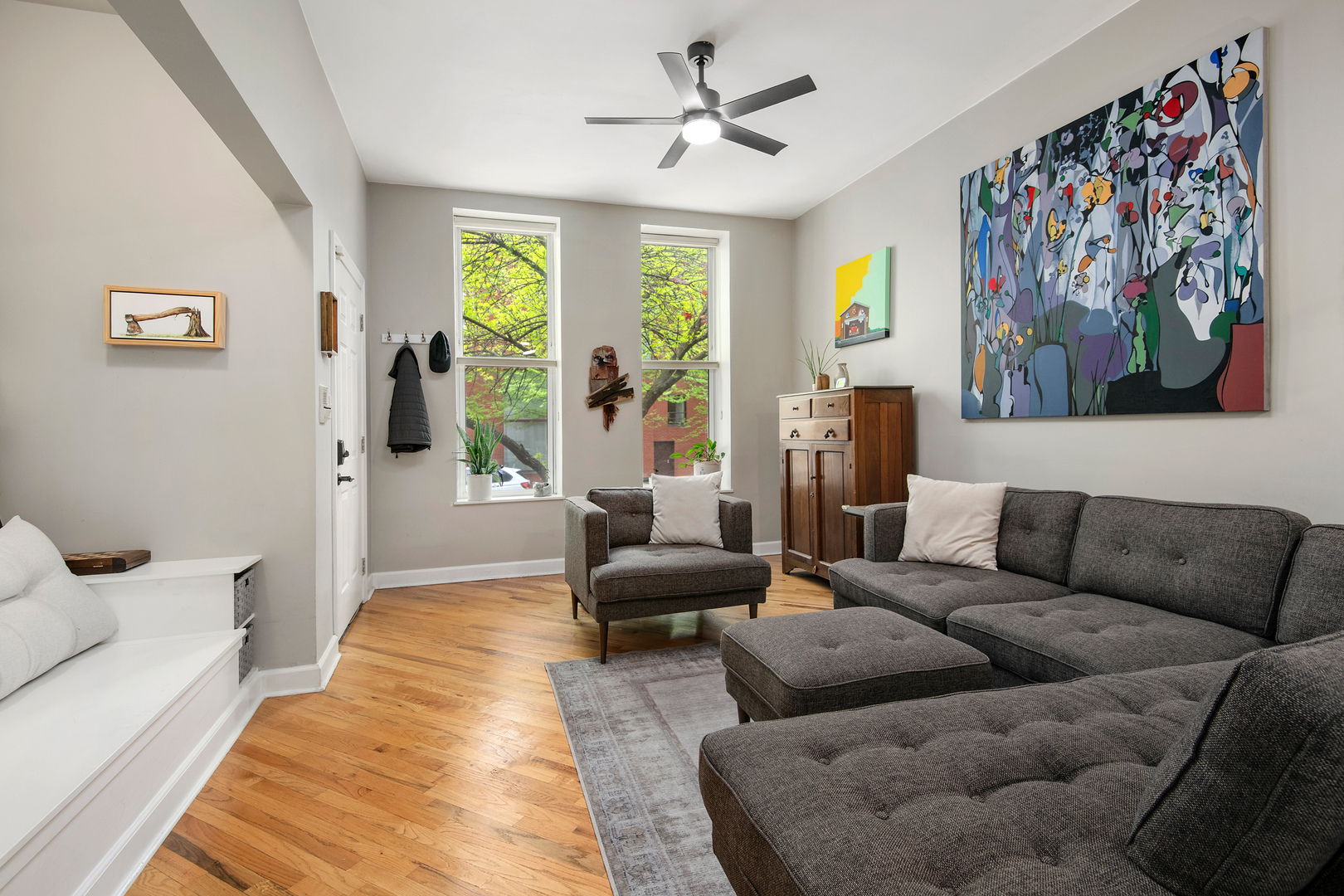 1734 W OHIO Street Unit: 1S