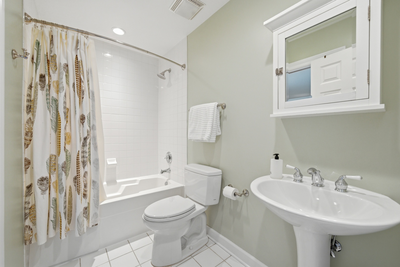 367 W Superior Street Unit: B