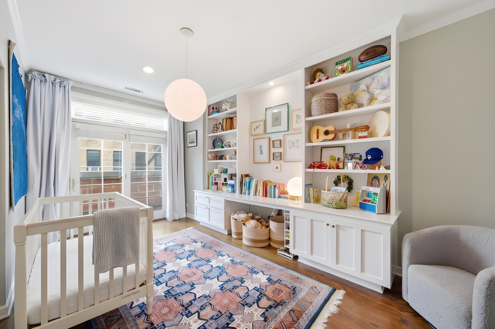 367 W Superior Street Unit: B