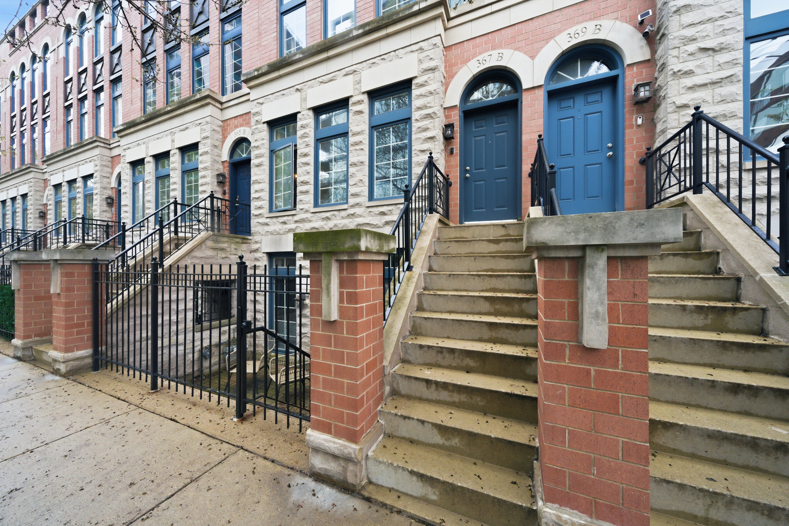 367 W Superior Street Unit: B