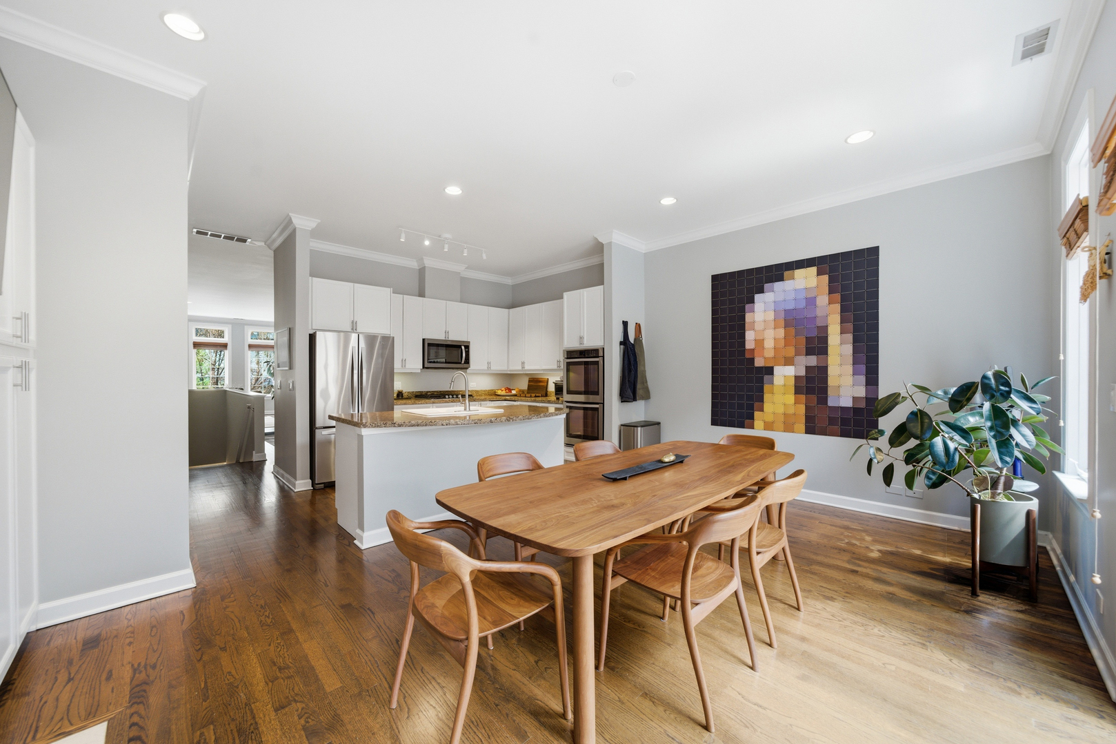 367 W Superior Street Unit: B