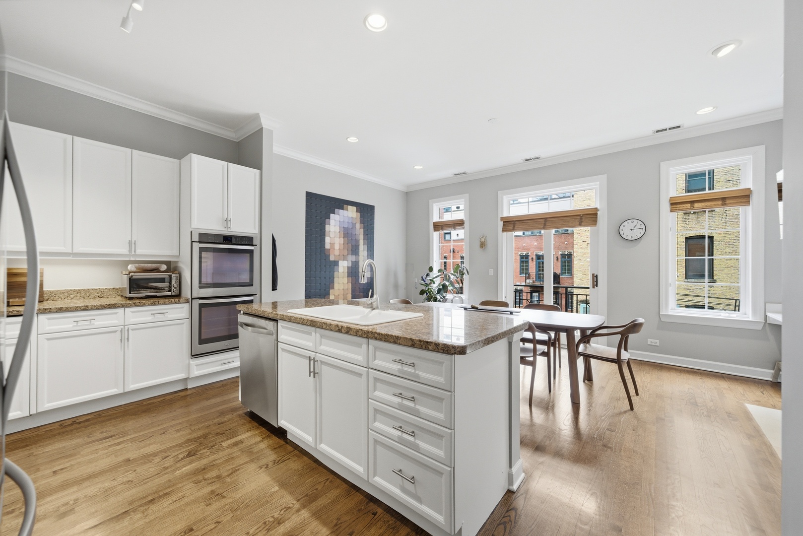 367 W Superior Street Unit: B