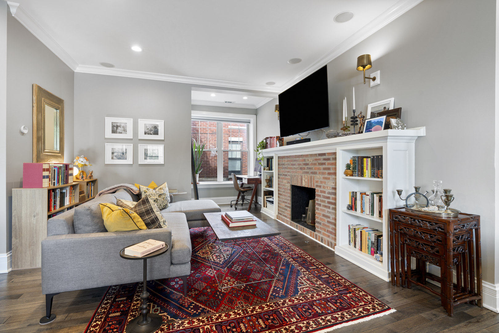 2705 N Mildred Avenue Unit: 3C