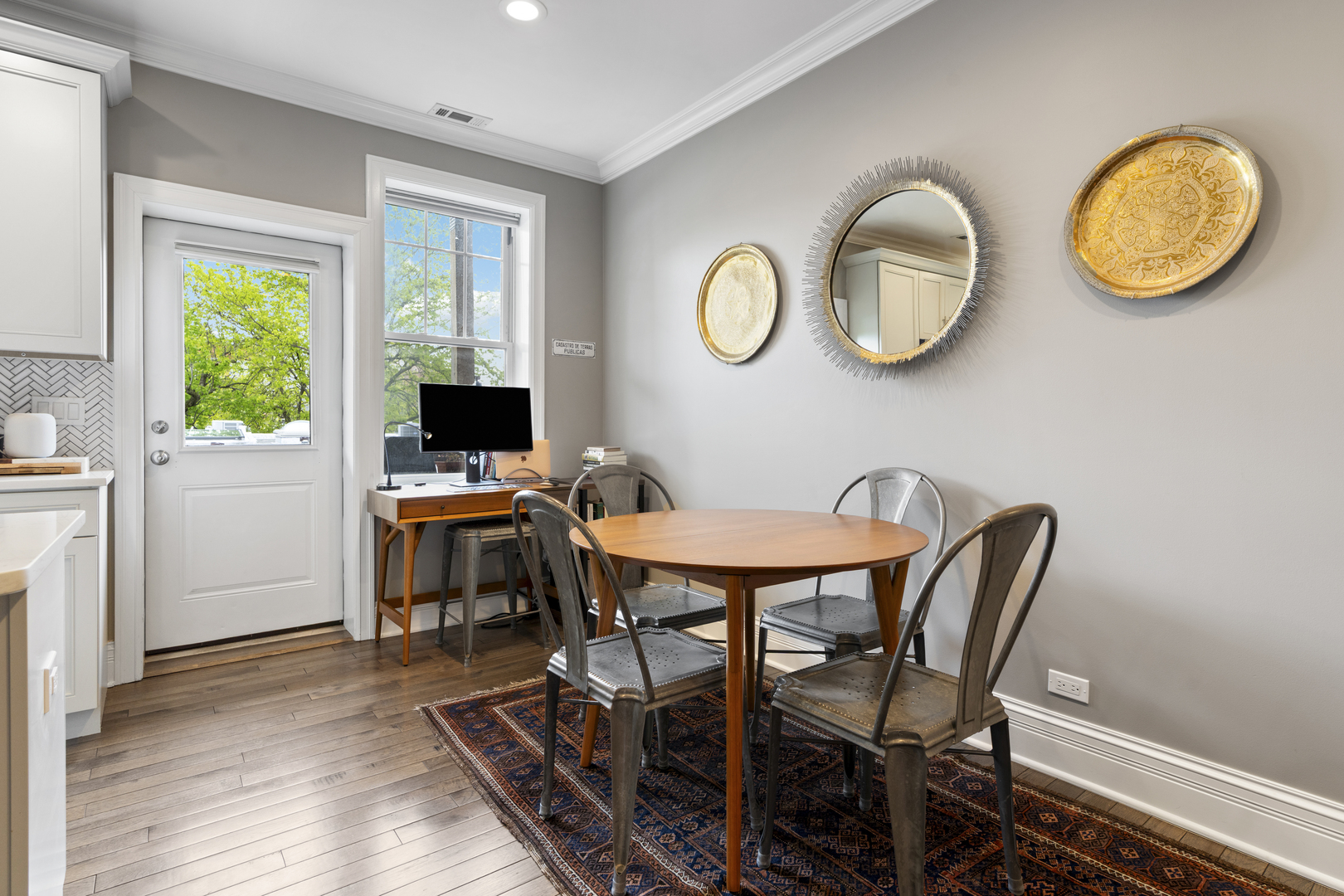 2705 N Mildred Avenue Unit: 3C