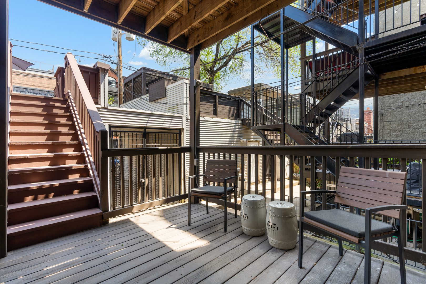 2043 N Bissell Street Unit: 1