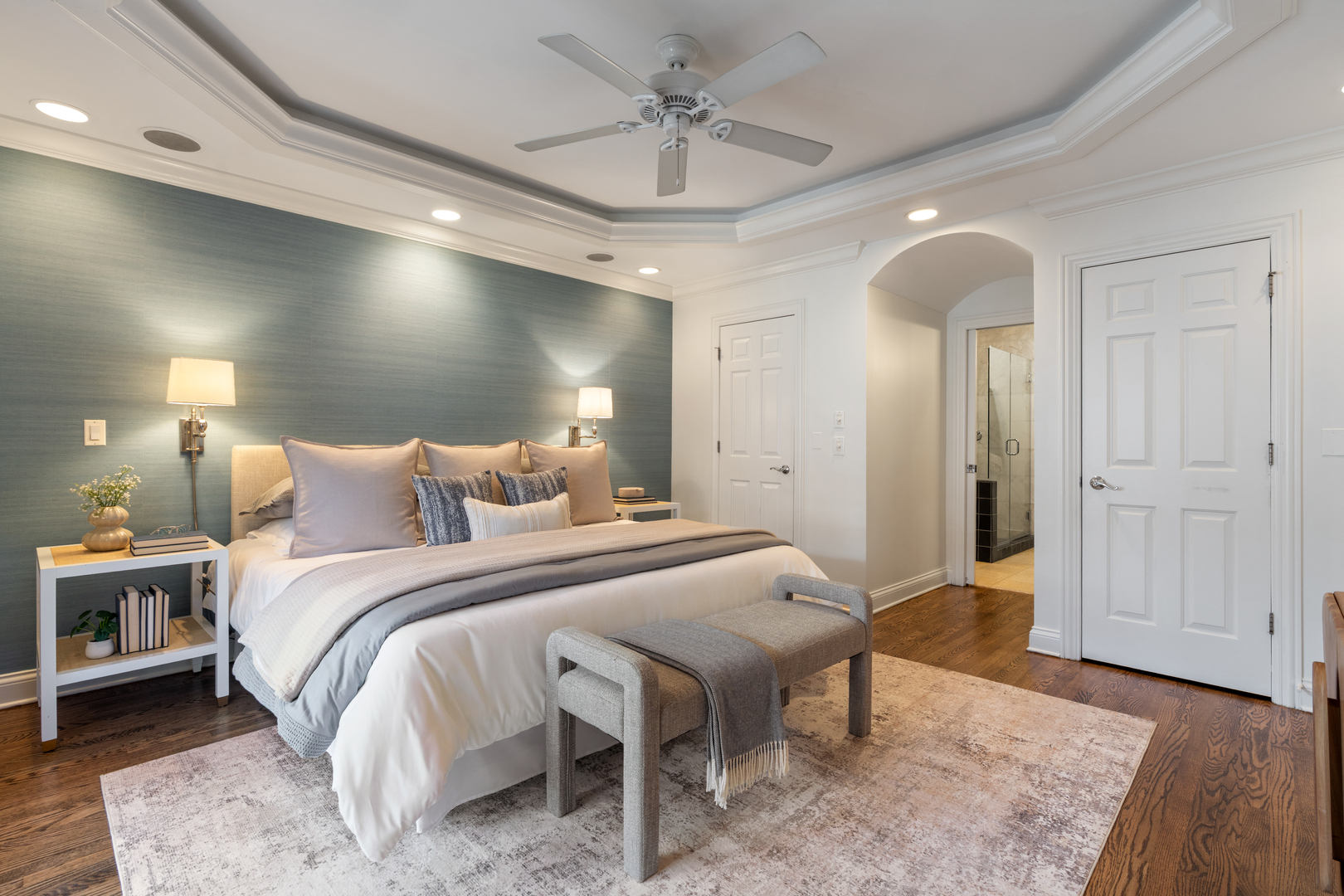 2043 N Bissell Street Unit: 1