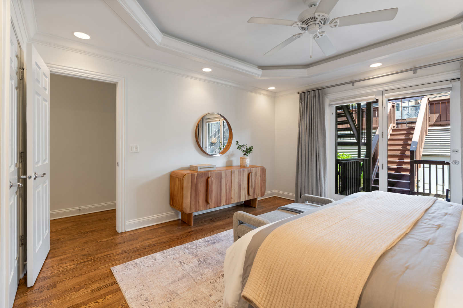 2043 N Bissell Street Unit: 1