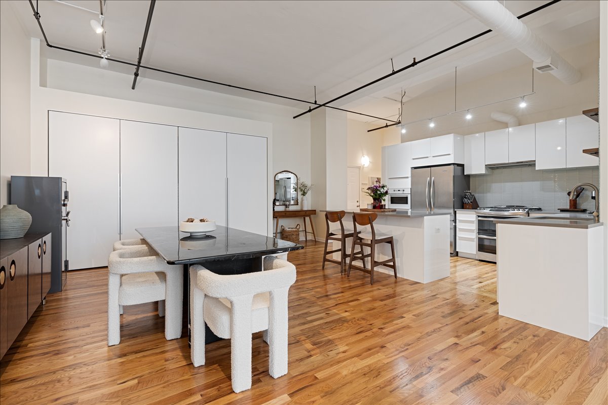 1020 S Wabash Avenue Unit: 4C