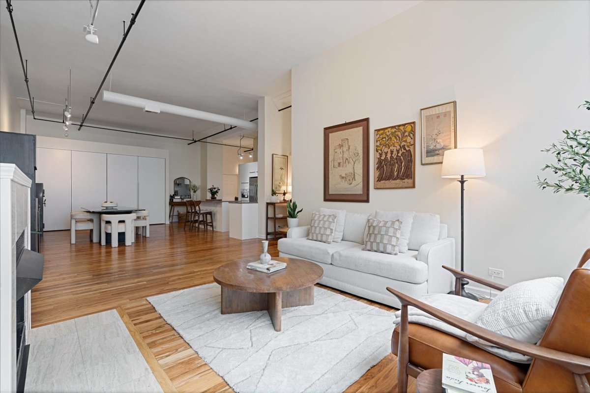 1020 S Wabash Avenue Unit: 4C