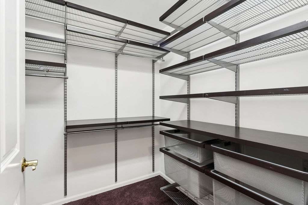 405 Village Green Court Unit: 304