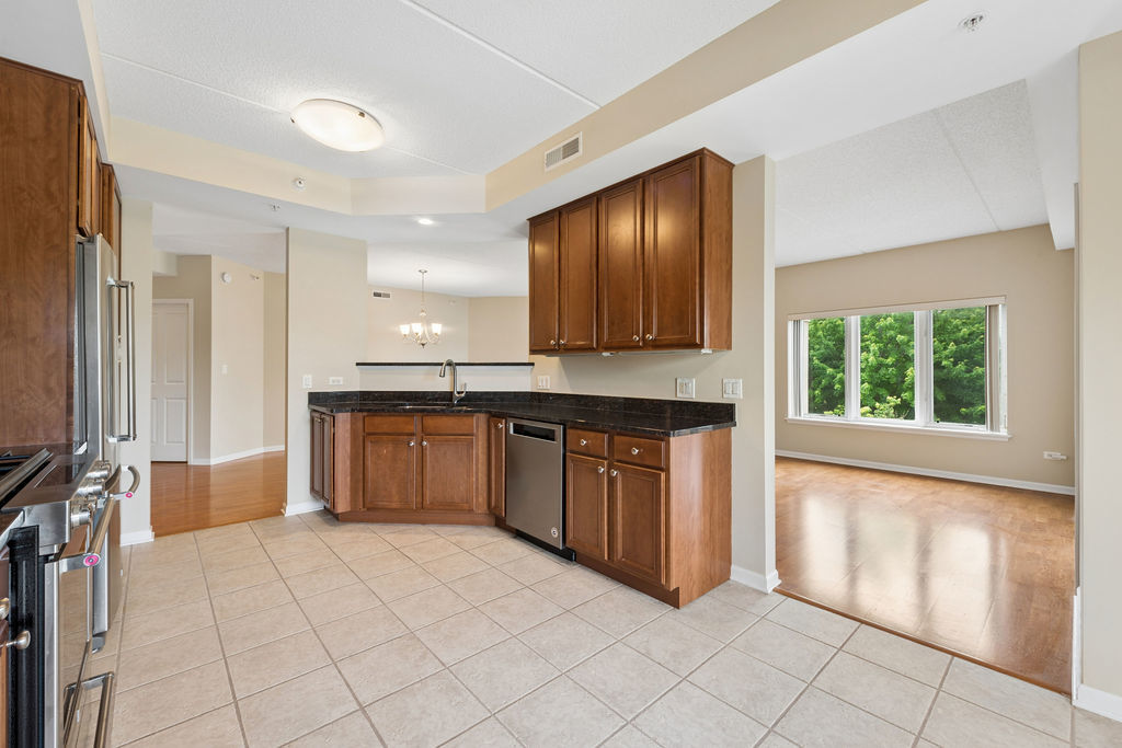 405 Village Green Court Unit: 304