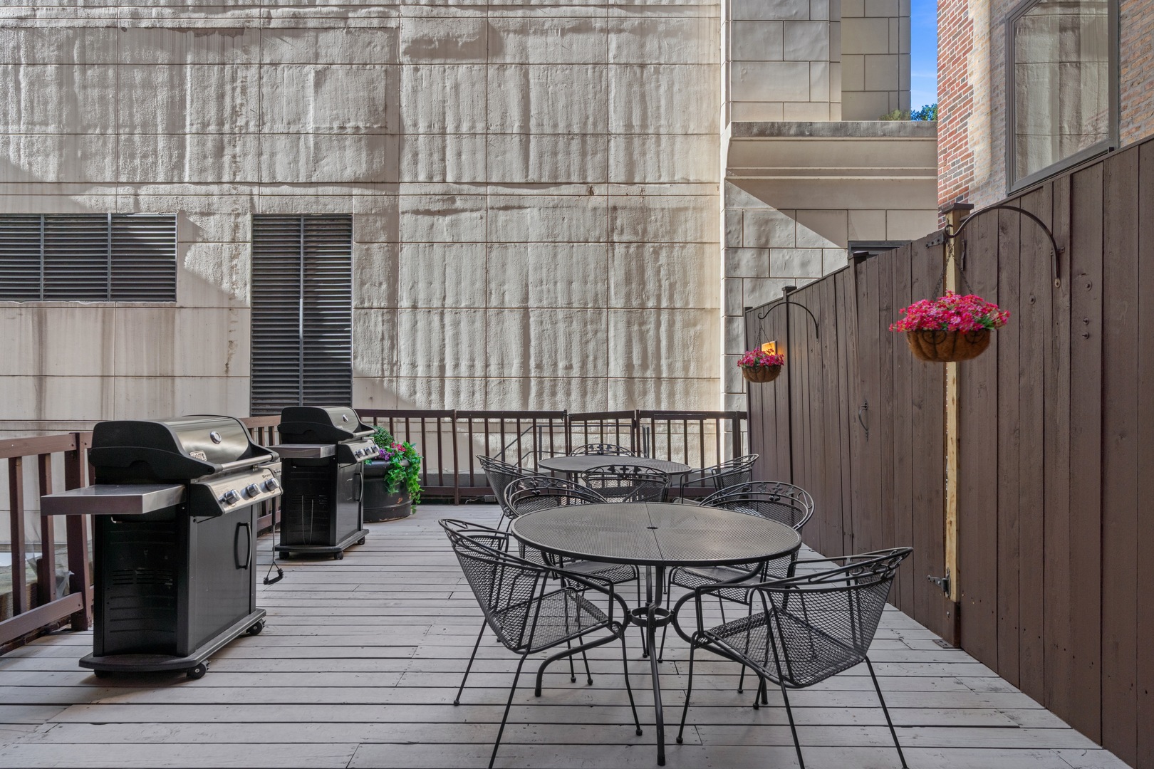40 E Delaware Place Unit: 1502