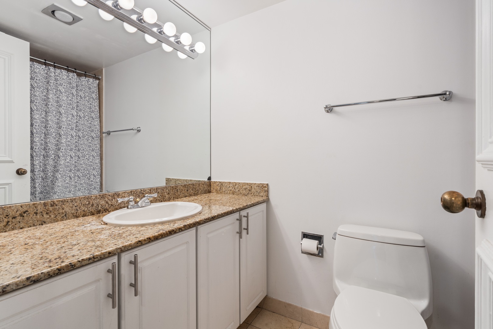 40 E Delaware Place Unit: 1502