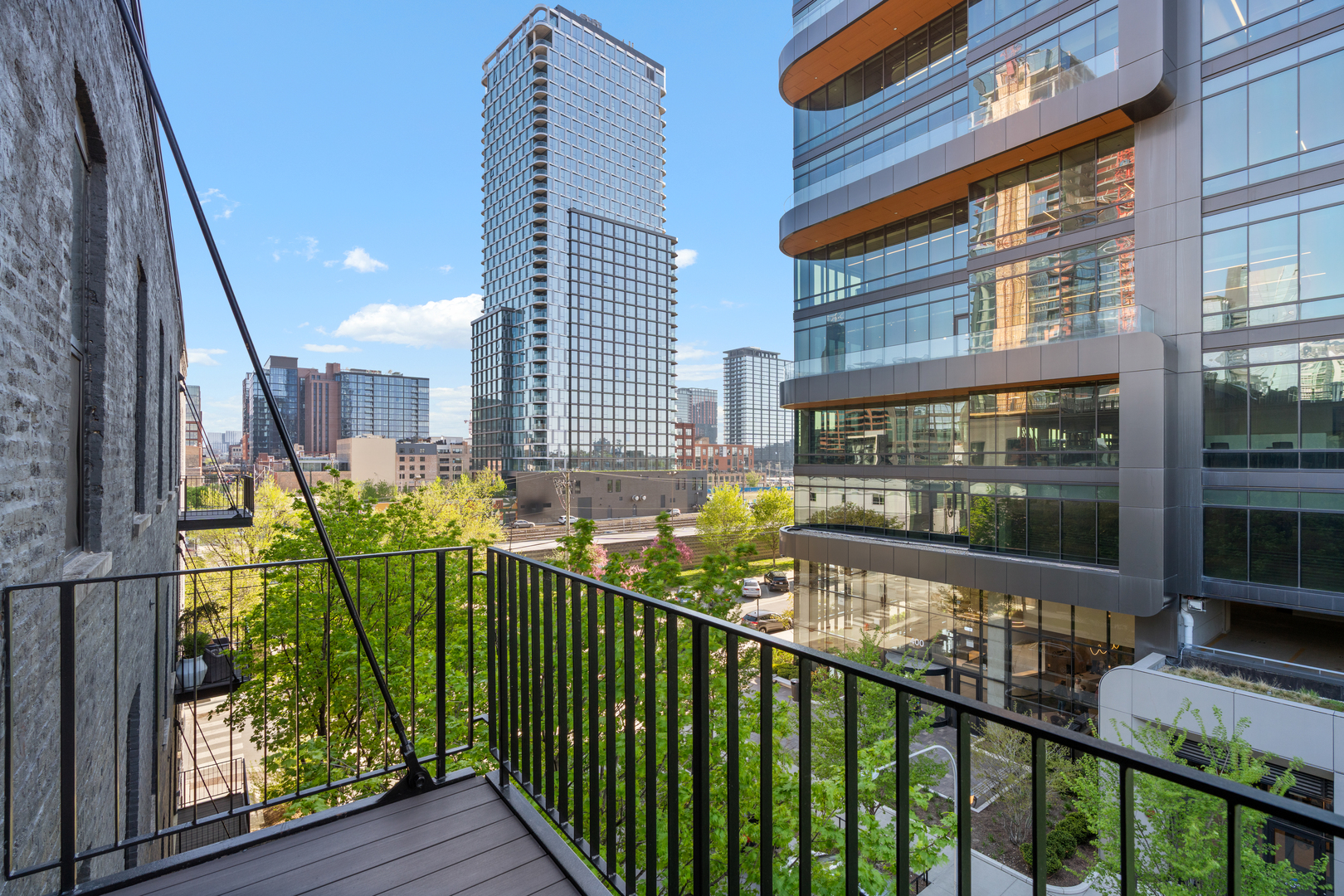 401 N Aberdeen Street Unit: 4N