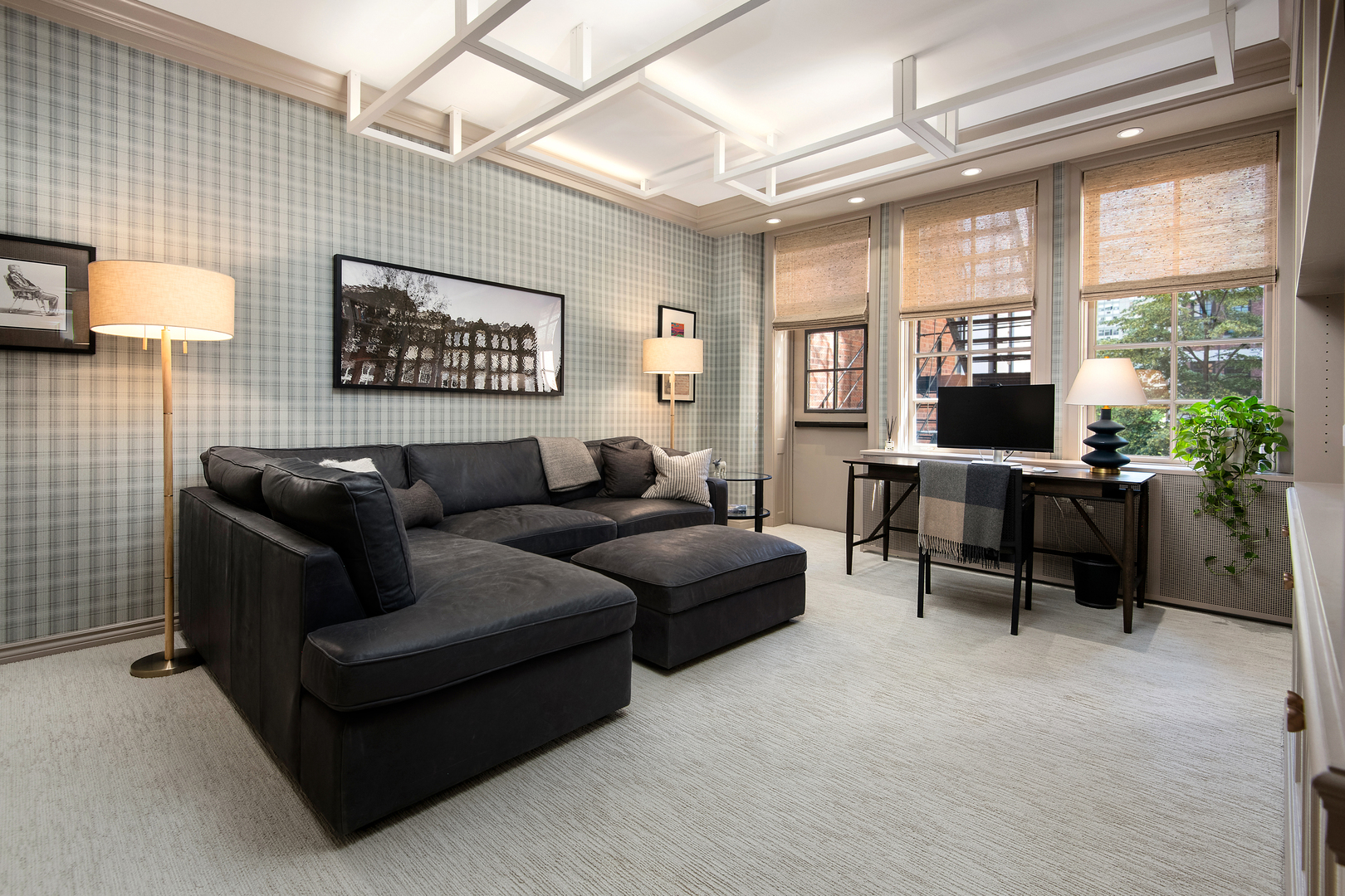 229 E Lake Shore Drive Unit: 4E
