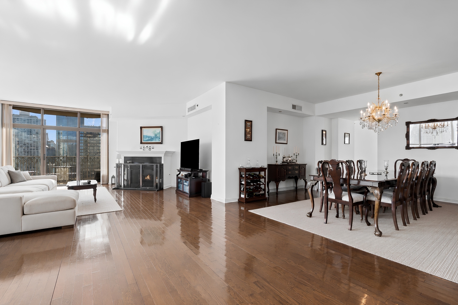 21 E Huron Street Unit: 2803