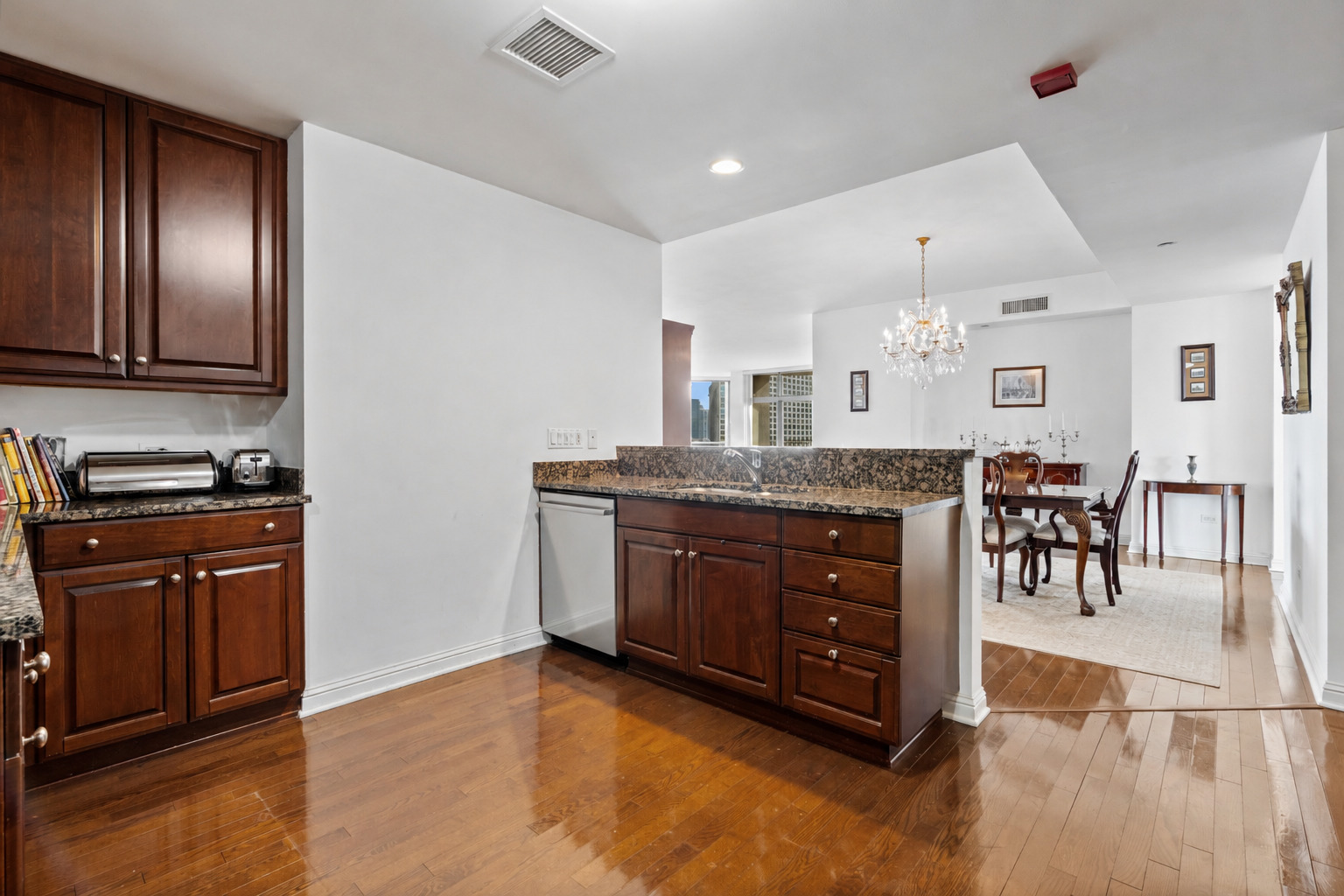 21 E Huron Street Unit: 2803