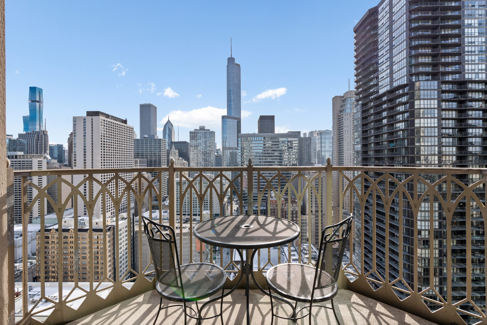 21 E Huron Street Unit: 2803