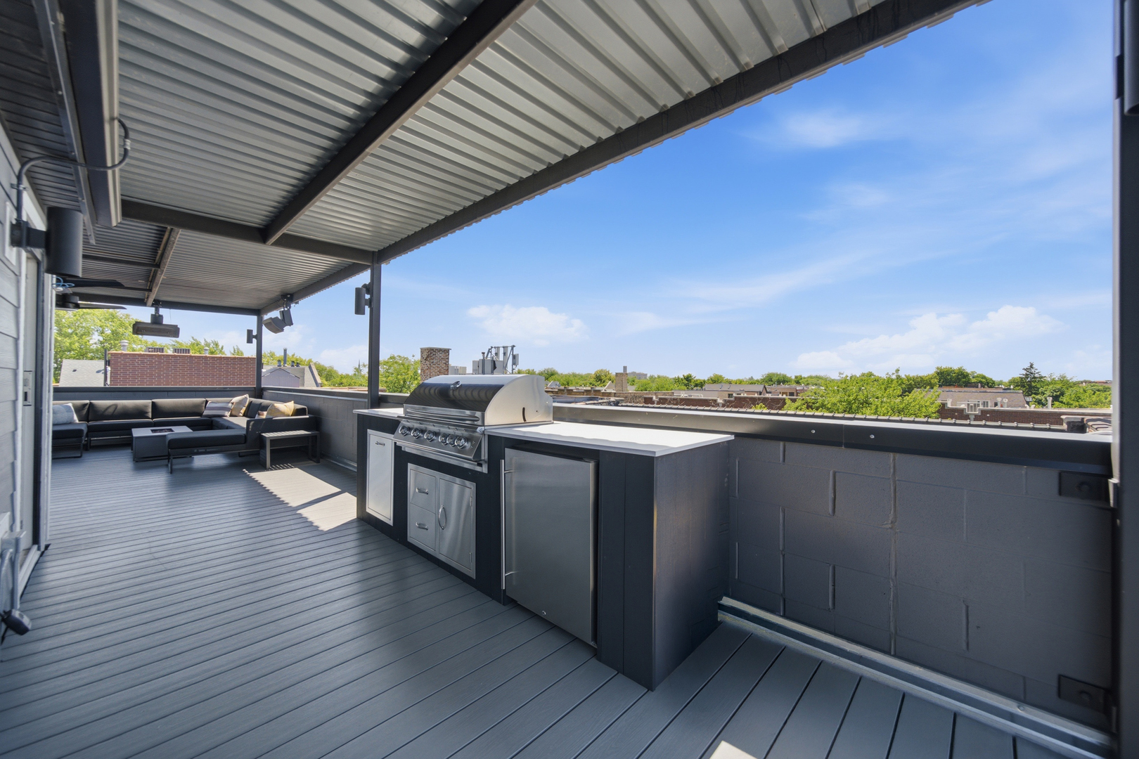 1145 W Addison Street Unit: 3