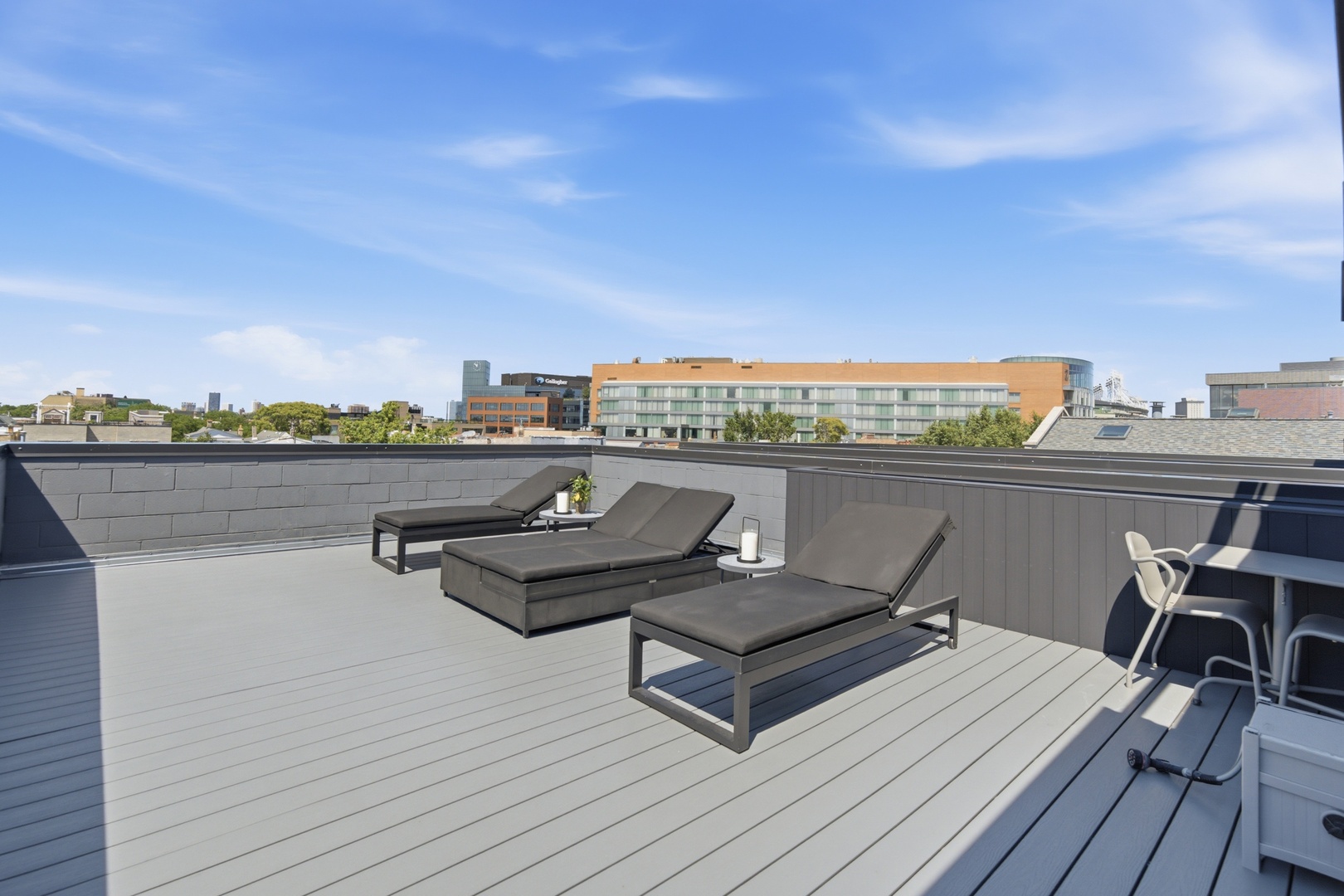 1145 W Addison Street Unit: 3