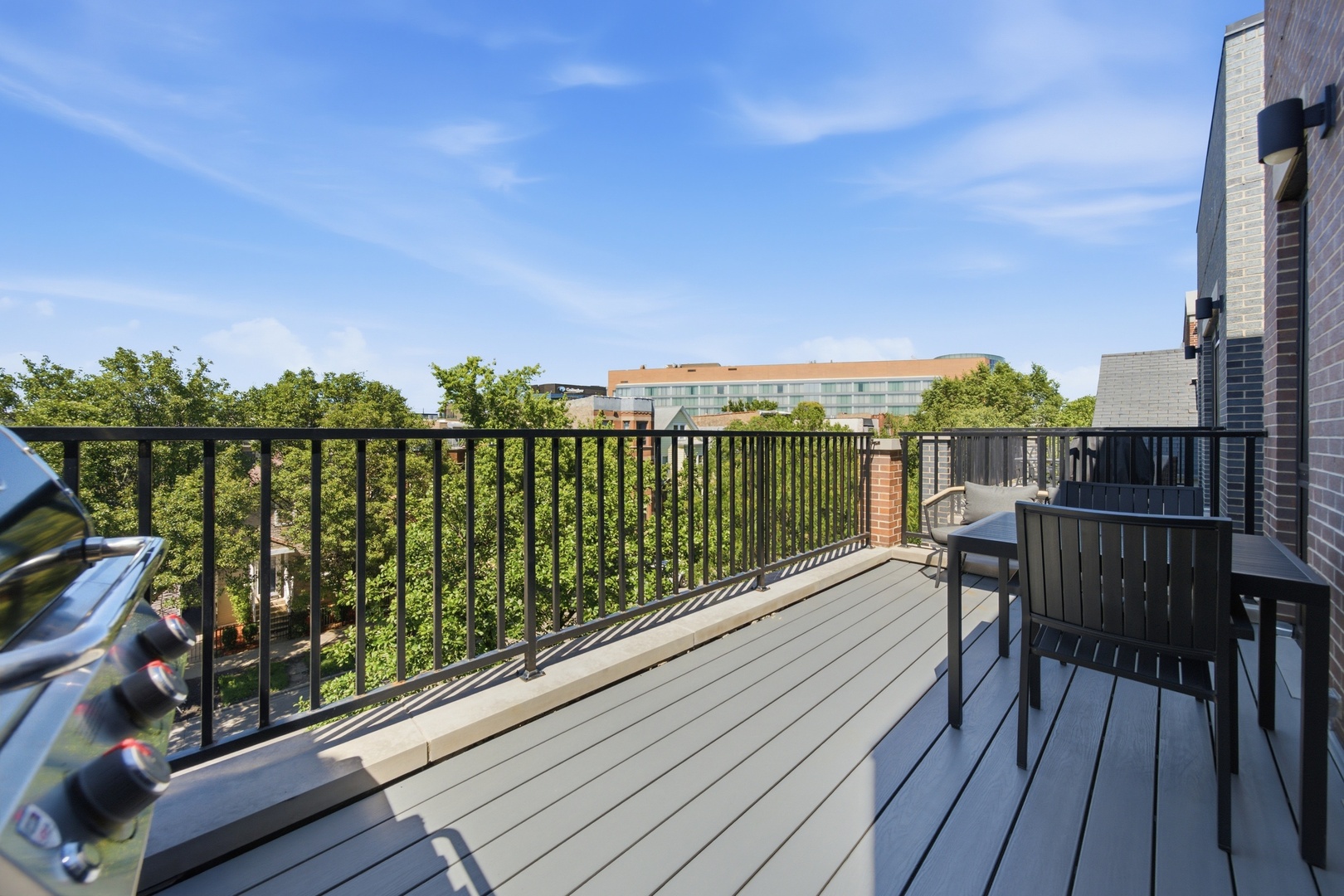 1145 W Addison Street Unit: 3