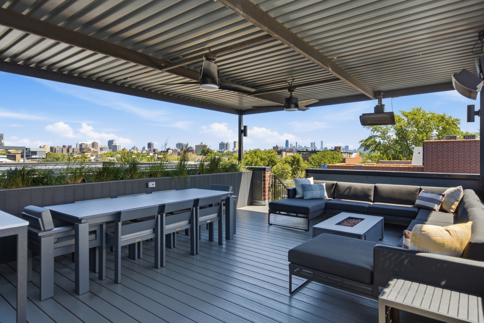 1145 W Addison Street Unit: 3