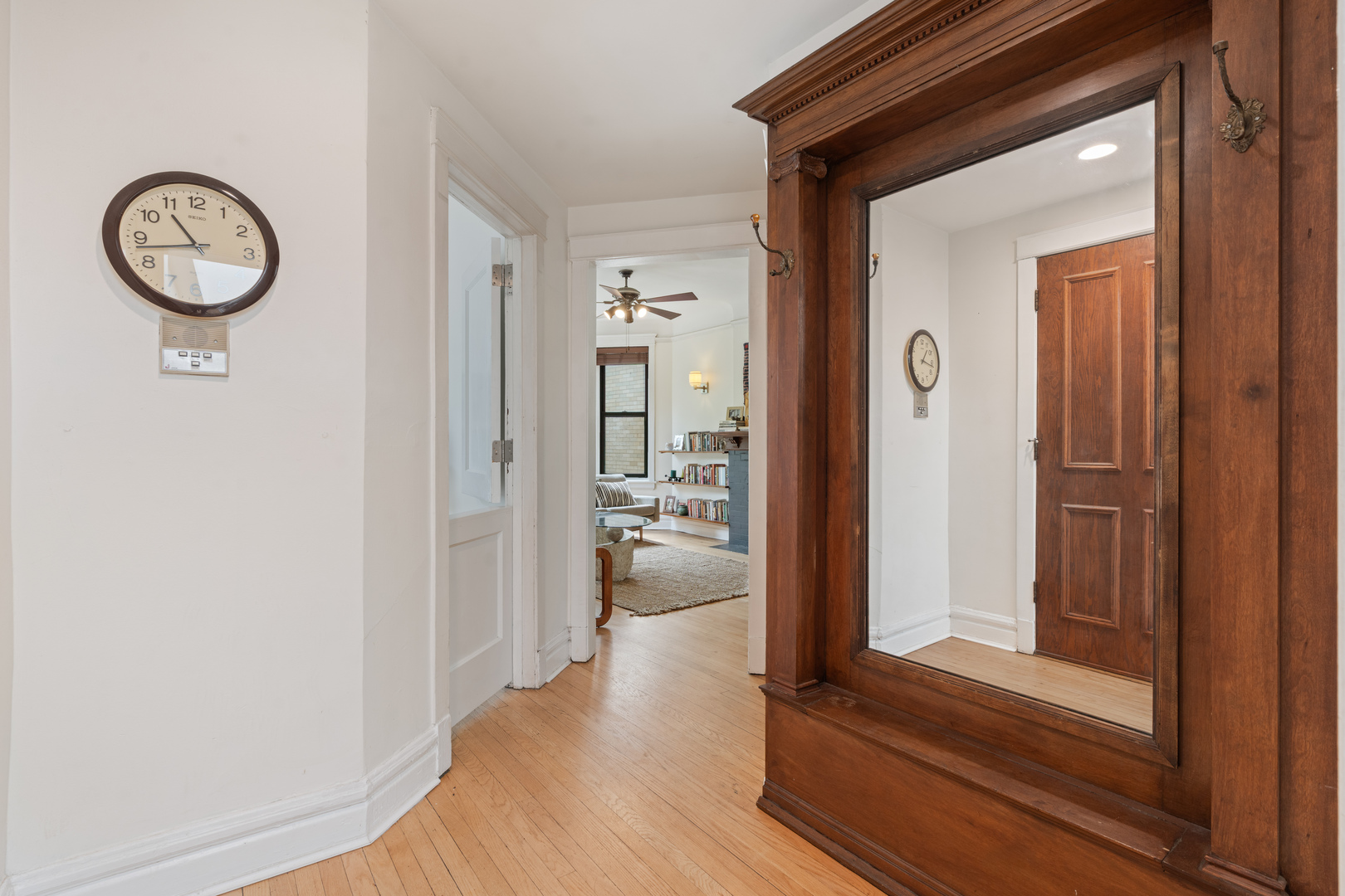 5114 N KENMORE Avenue Unit: 3S