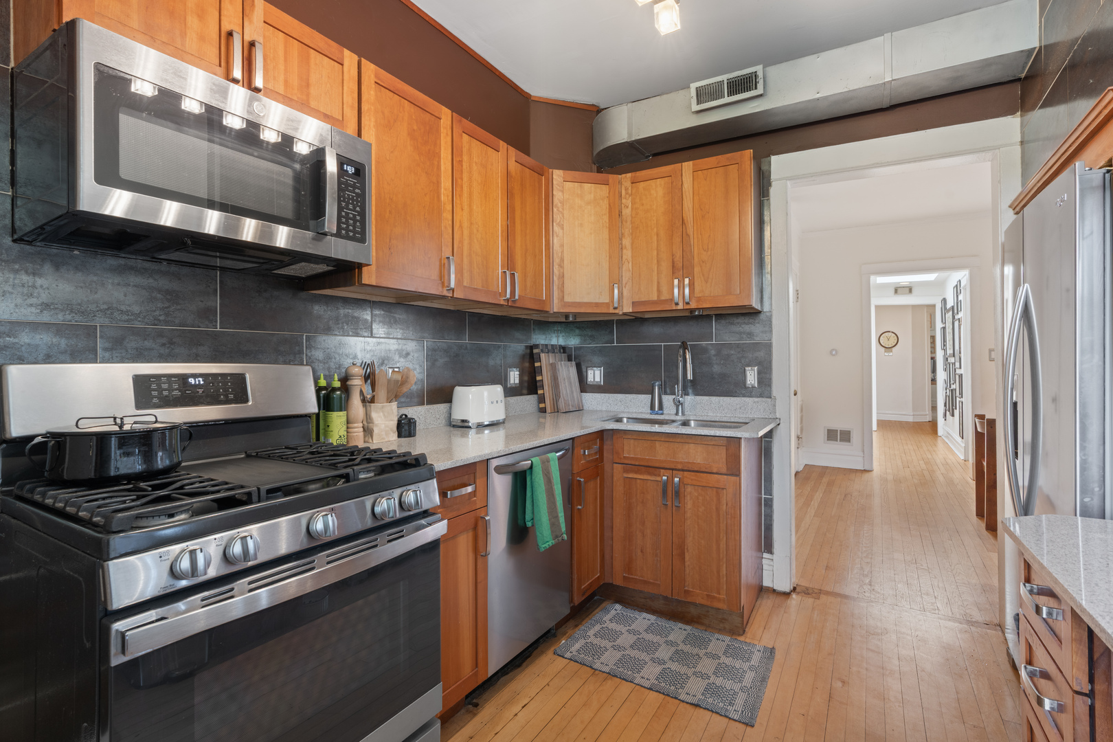 5114 N KENMORE Avenue Unit: 3S