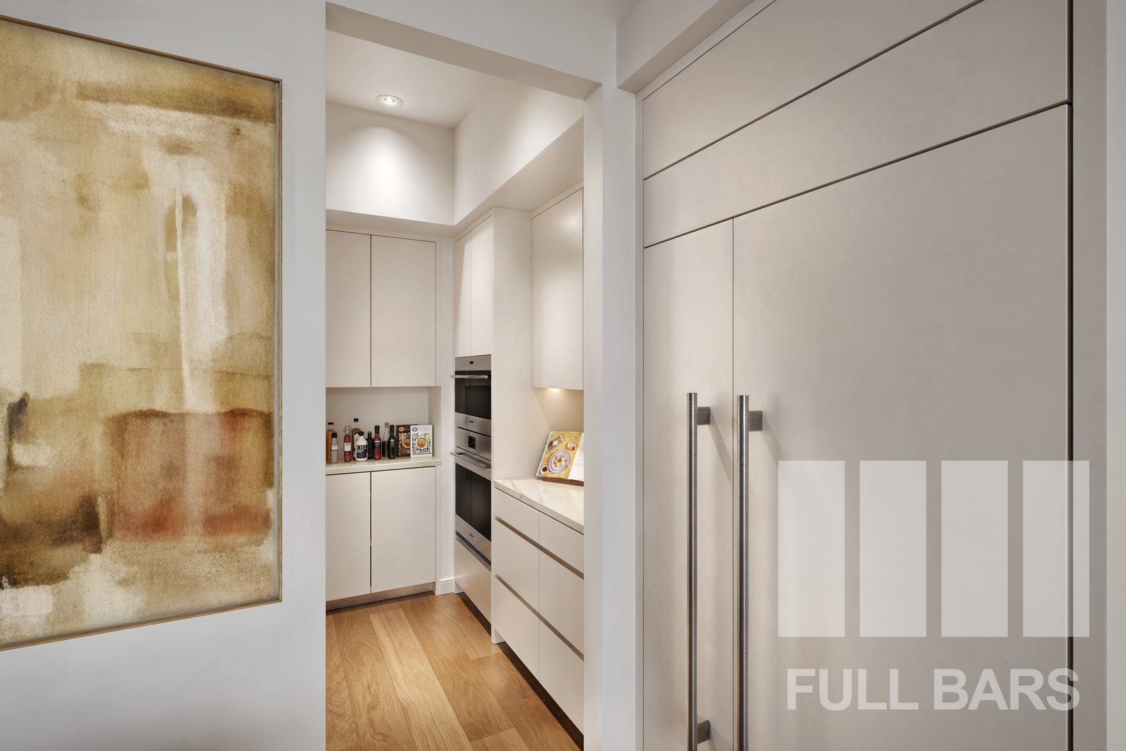 2329 N Cambridge Avenue Unit: B
