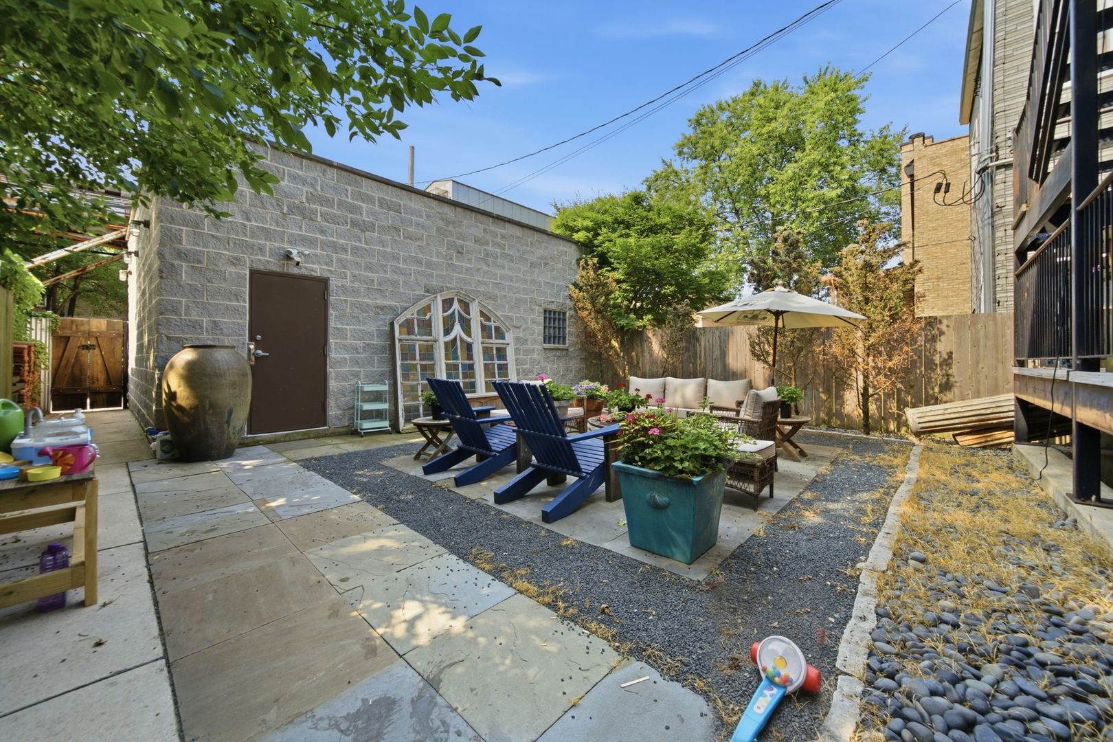 1225 W Newport Street Unit: G